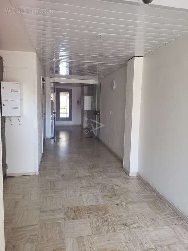 Epernay-hyper centre : appartement loue en meuble de 94,20 m² avec cellier privatif - photo 7