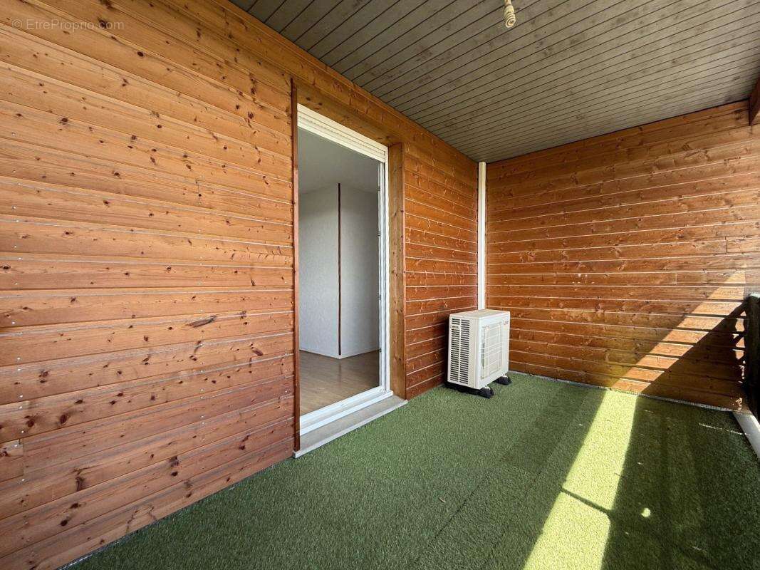 Appartement à CHENOVE