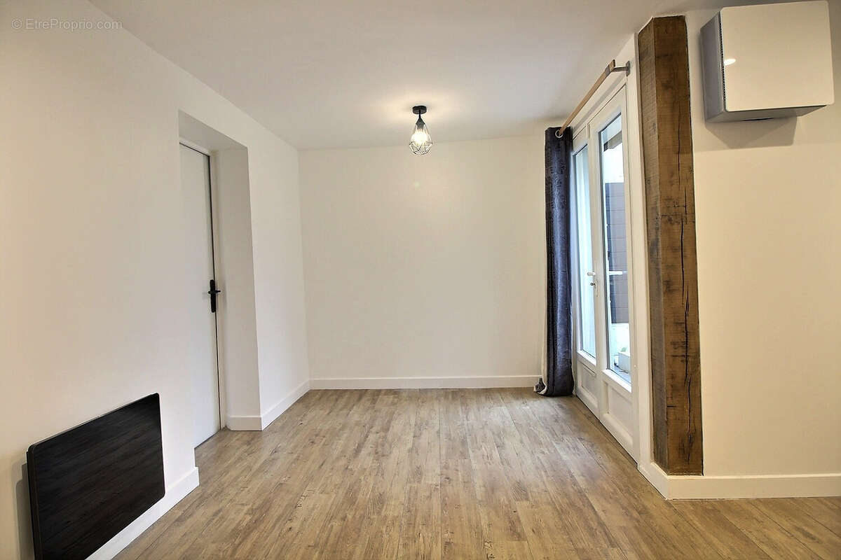 Appartement à COLOMBES