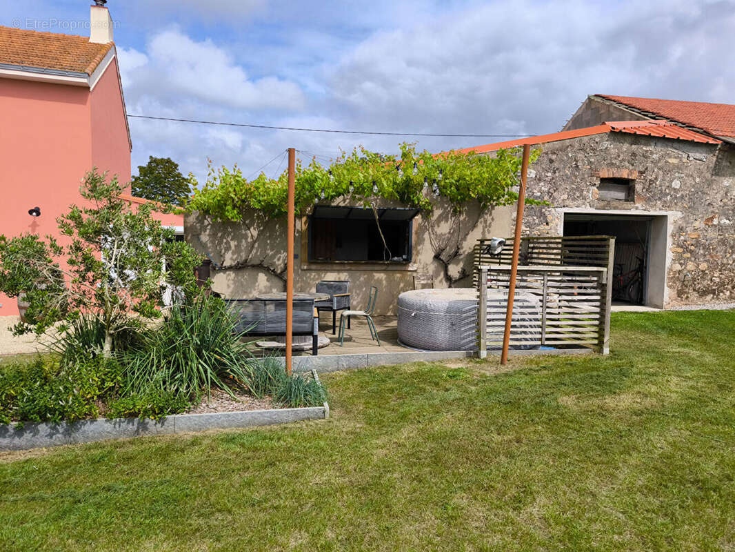 Maison à SAINT-VIAUD