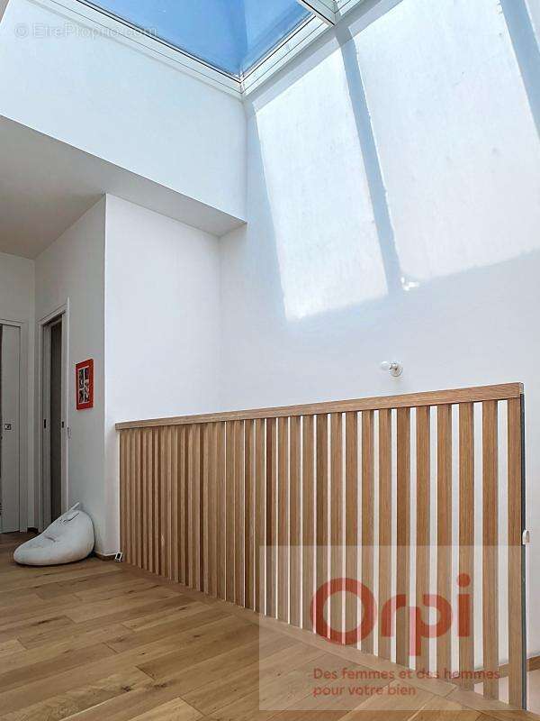 Maison à ISSY-LES-MOULINEAUX