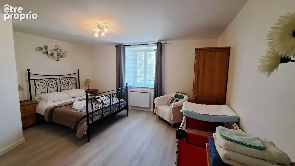 Proche de Ribérac  hameau avec trois gîtes et maison indépendante - photo 13