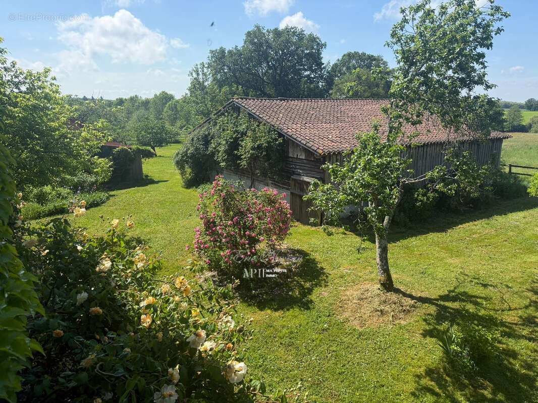 Maison à LA COQUILLE