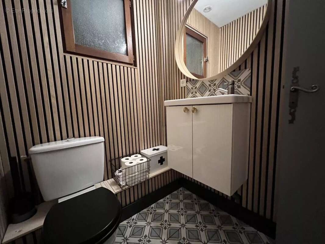 Maison à MONTSAUCHE-LES-SETTONS