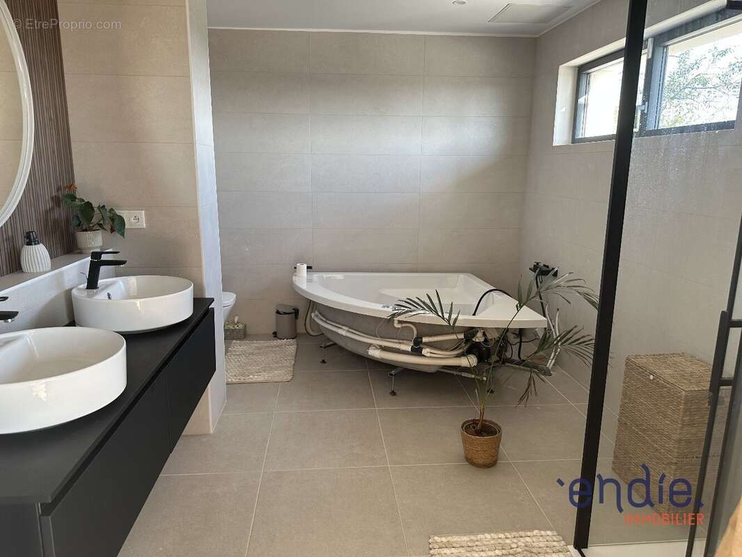 Maison d'architecte 230 m2 aux portes de Vichy - photo 5