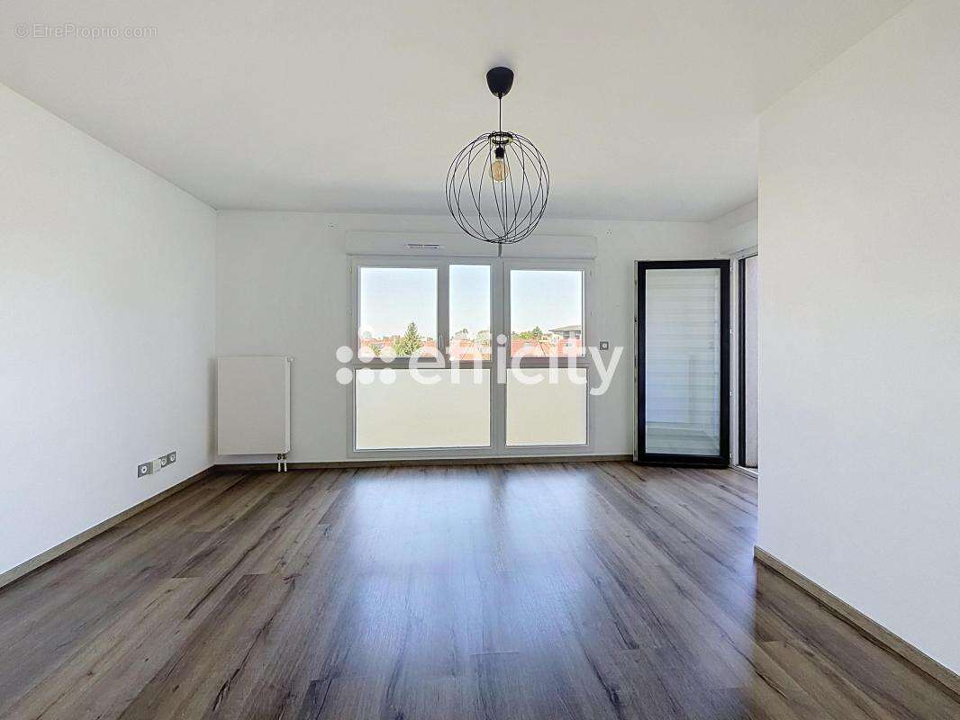 Appartement à WAMBRECHIES