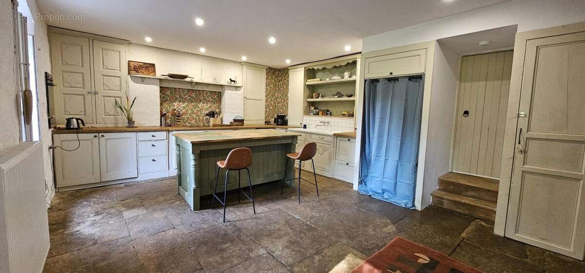 Maison à PROMILHANES