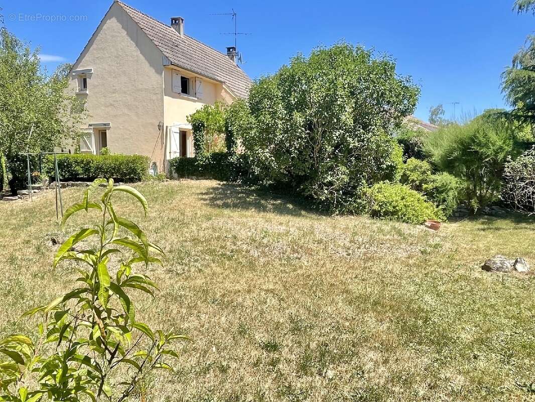 Maison à MILLY-LA-FORET