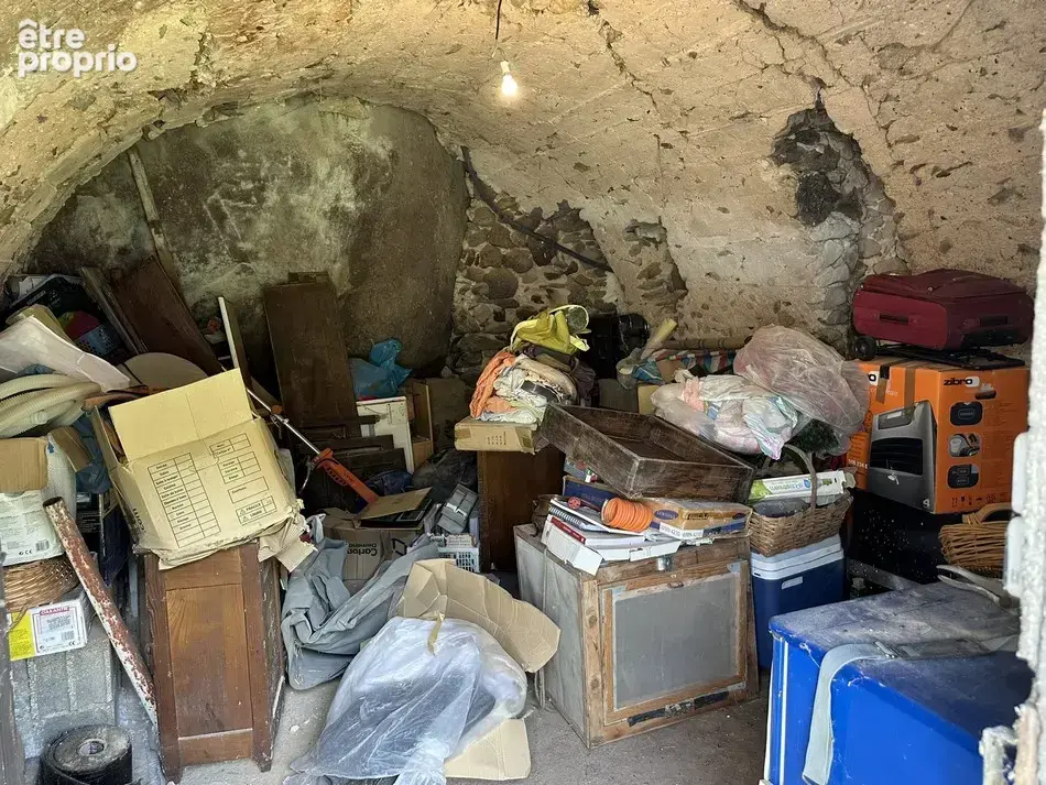 Jolie Maison avec dépendances et terrain - photo 22