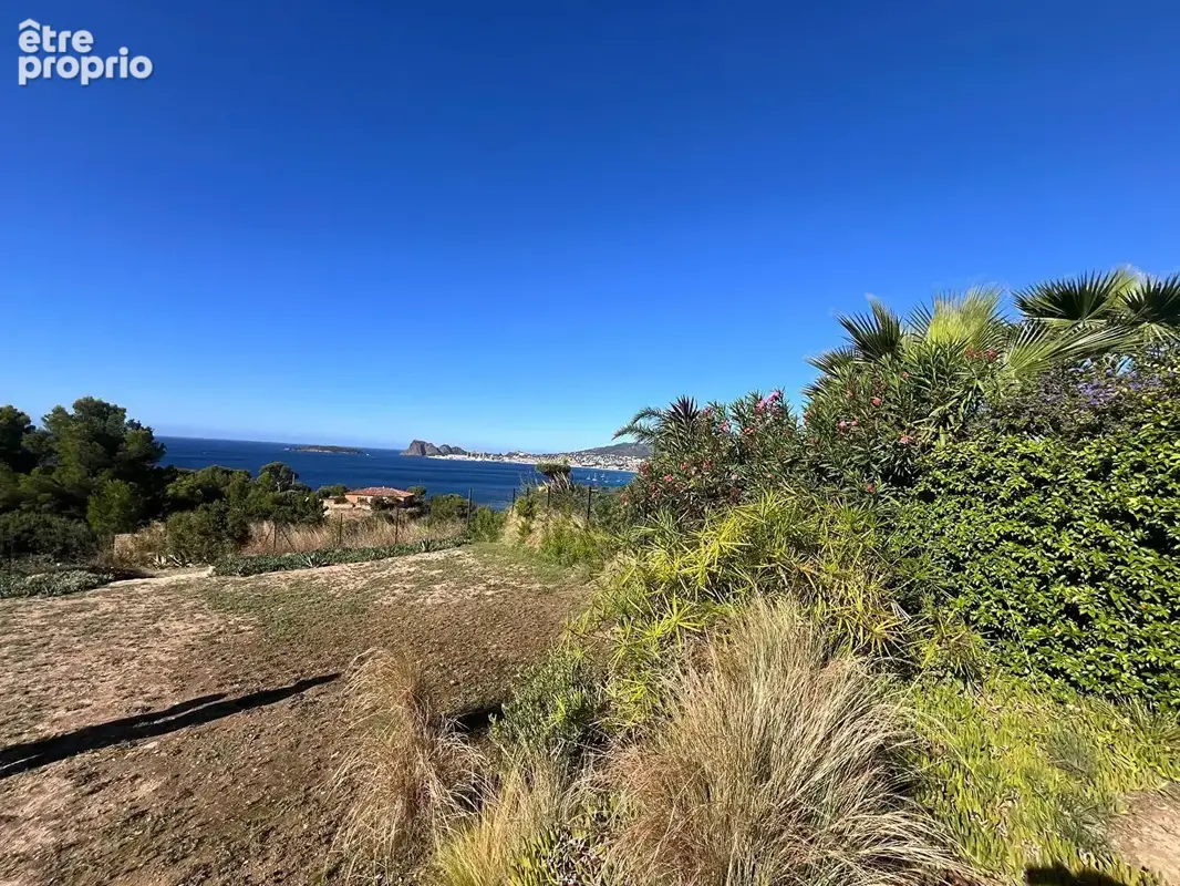 La Ciotat Quartier très recherché du Liouquet : Villa contemporaine avec vue mer panoramique - photo 4