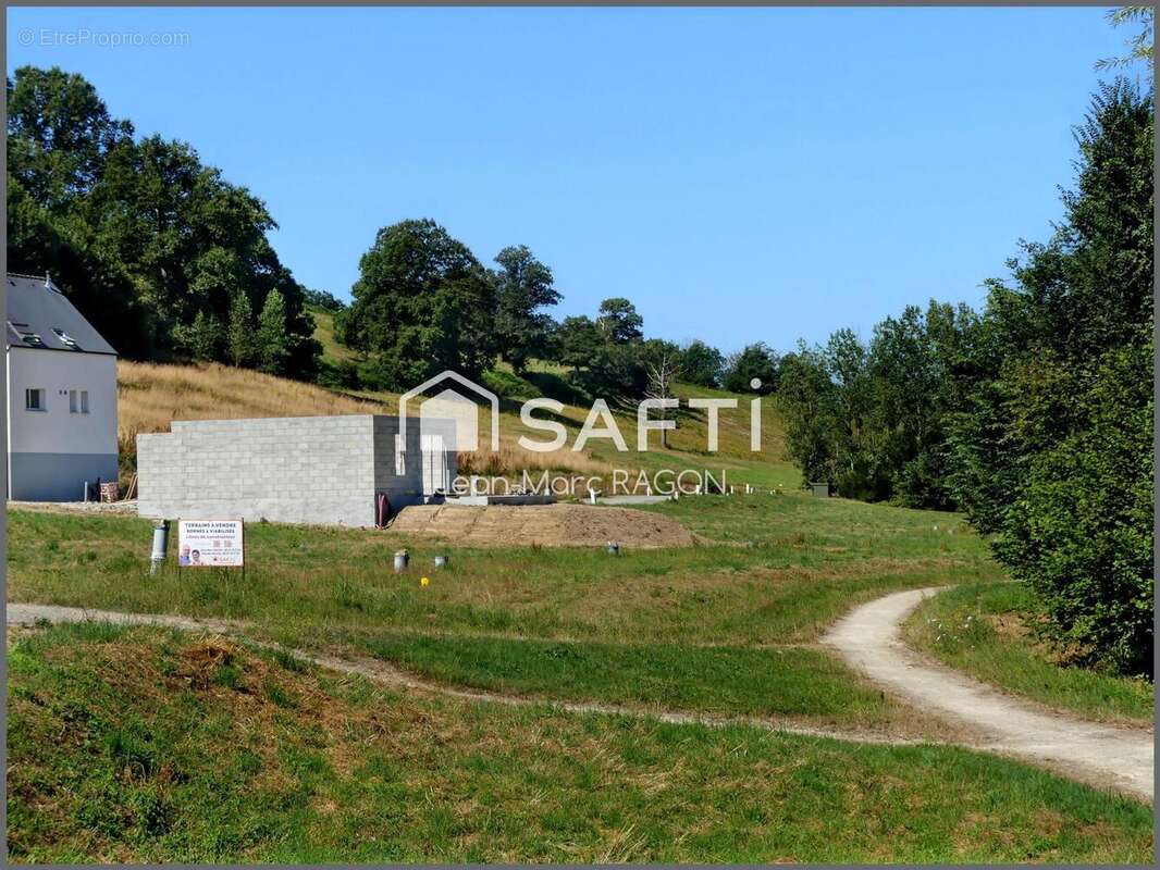 Terrain 382 m² à Montreuil-Sous-Perouse  - photo 3