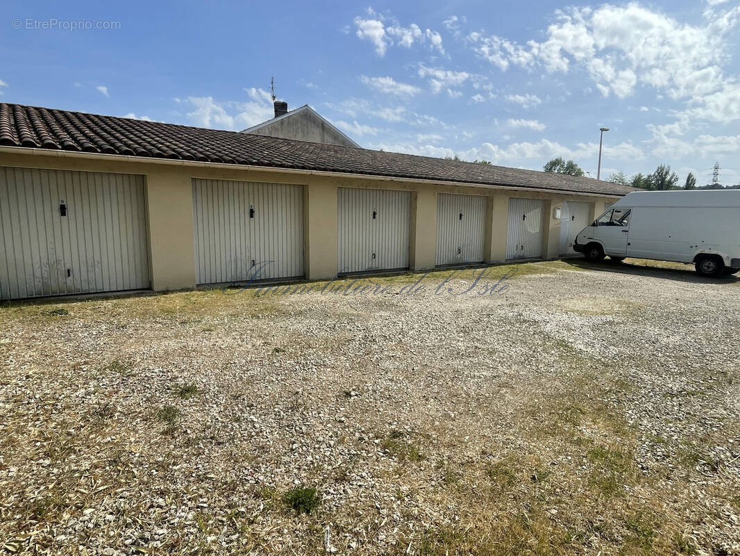 Parking à PERIGUEUX