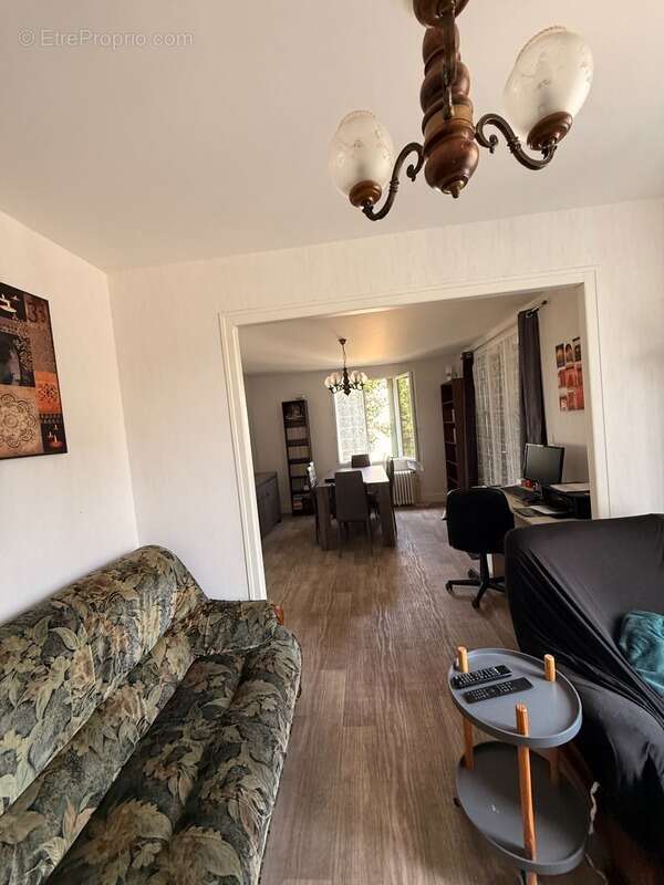 EN EXCLUSIVITE ! Pavillon de 95m² surélevé sur sous sol, rénové, sur terrain de 562m² 117 500 € - photo 26