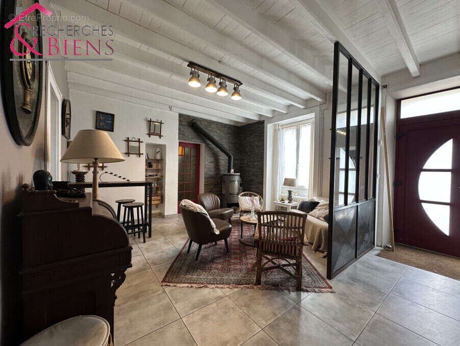 Maison à TOURLAVILLE