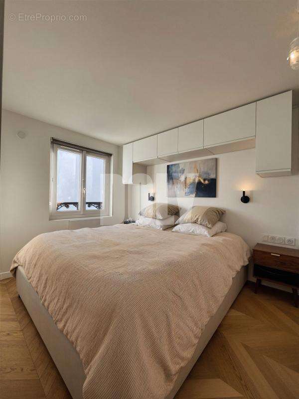 Appartement à PARIS-9E