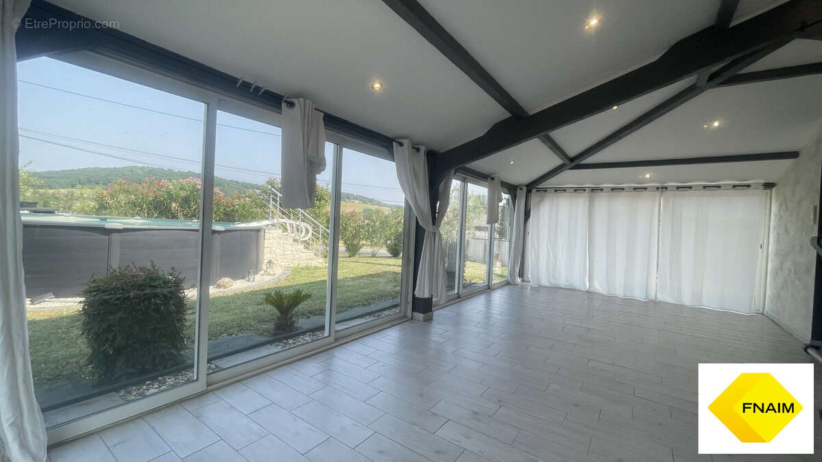 Maison 160 m² à Cauzac  - photo 2