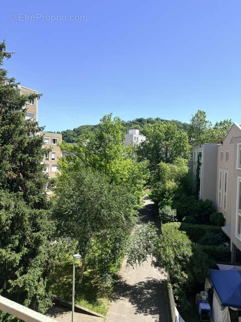 Appartement à BOURGOIN-JALLIEU