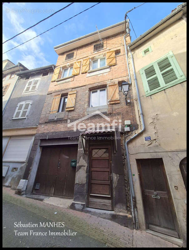 Appartement à THIERS