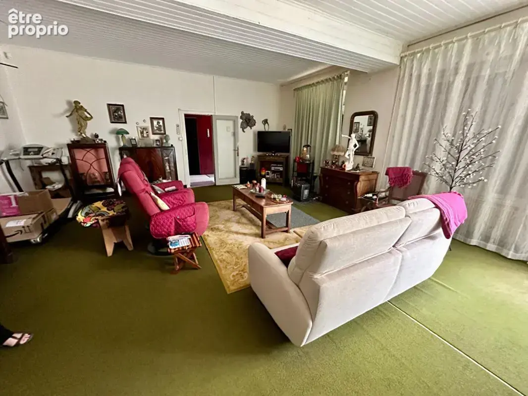 À 10 min de Carcassonne, ancien domaine avec 8 boxes, 7 maisons et dépendances sur 7593 m² - photo 8