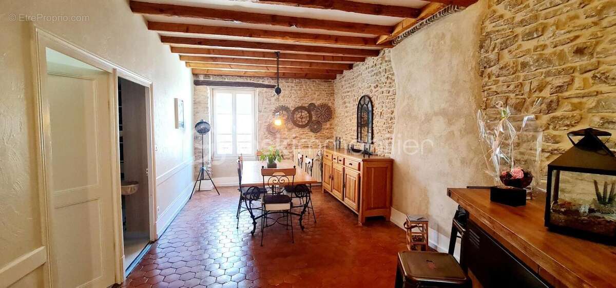 Maison de village 7 pièces 135 m² - photo 2