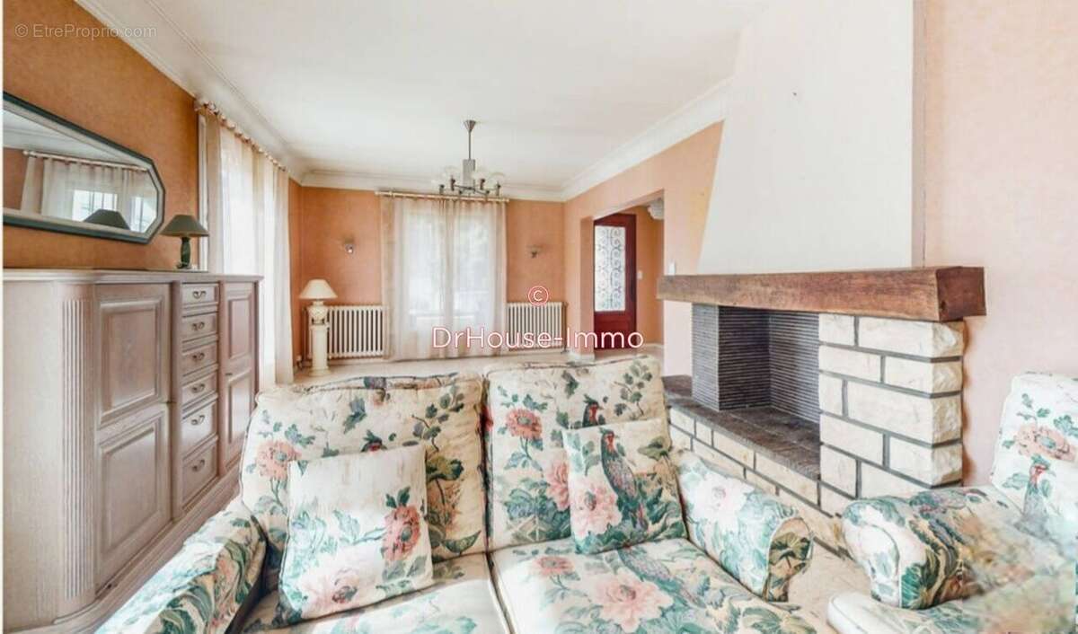Maison 150 m² à Villefranche-De-Rouergue  - photo 3
