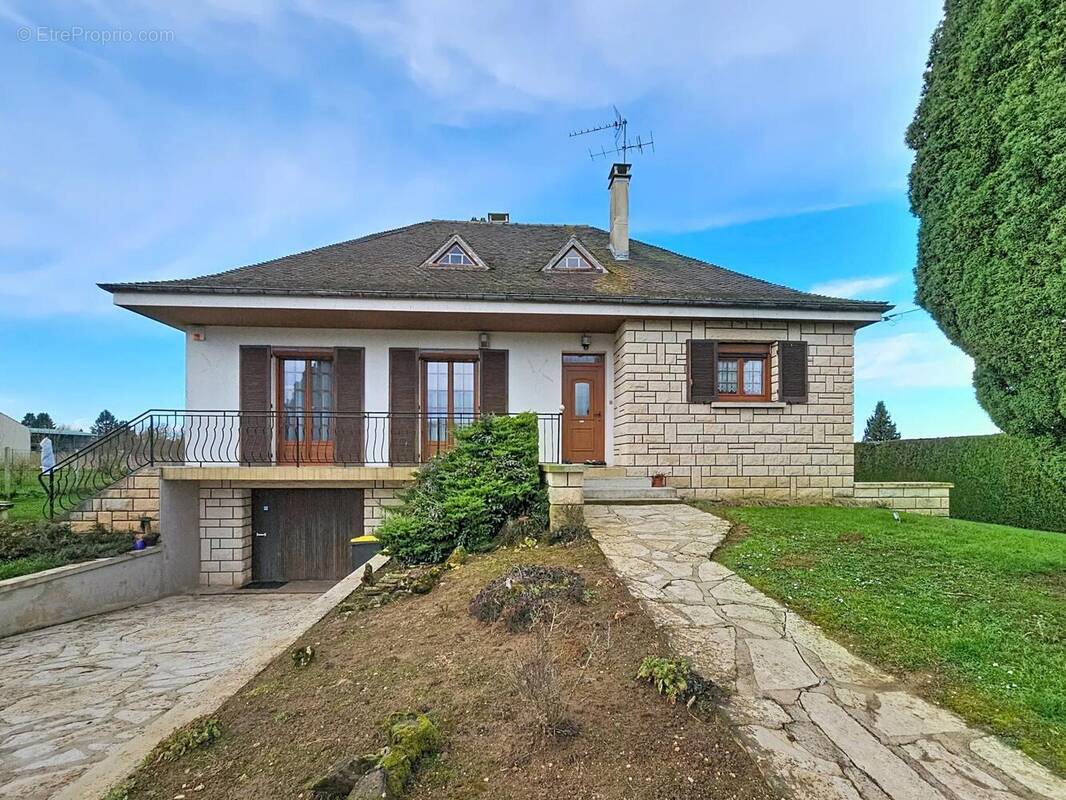 Photo 1 - Maison à LONGUEVILLE