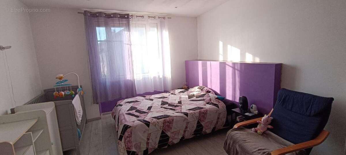 Maison à SAINT-SAUVEUR