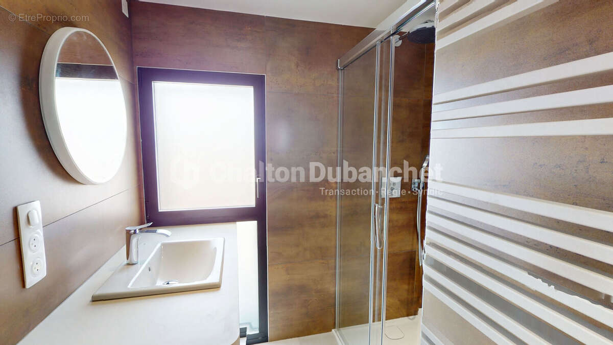 ROANNE - Maison de Prestige "Black House" de 121 m² - photo 9