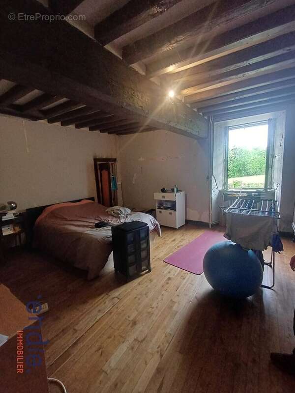 Maison à CHERONNAC