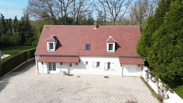 Maison à VERNEUIL-EN-HALATTE