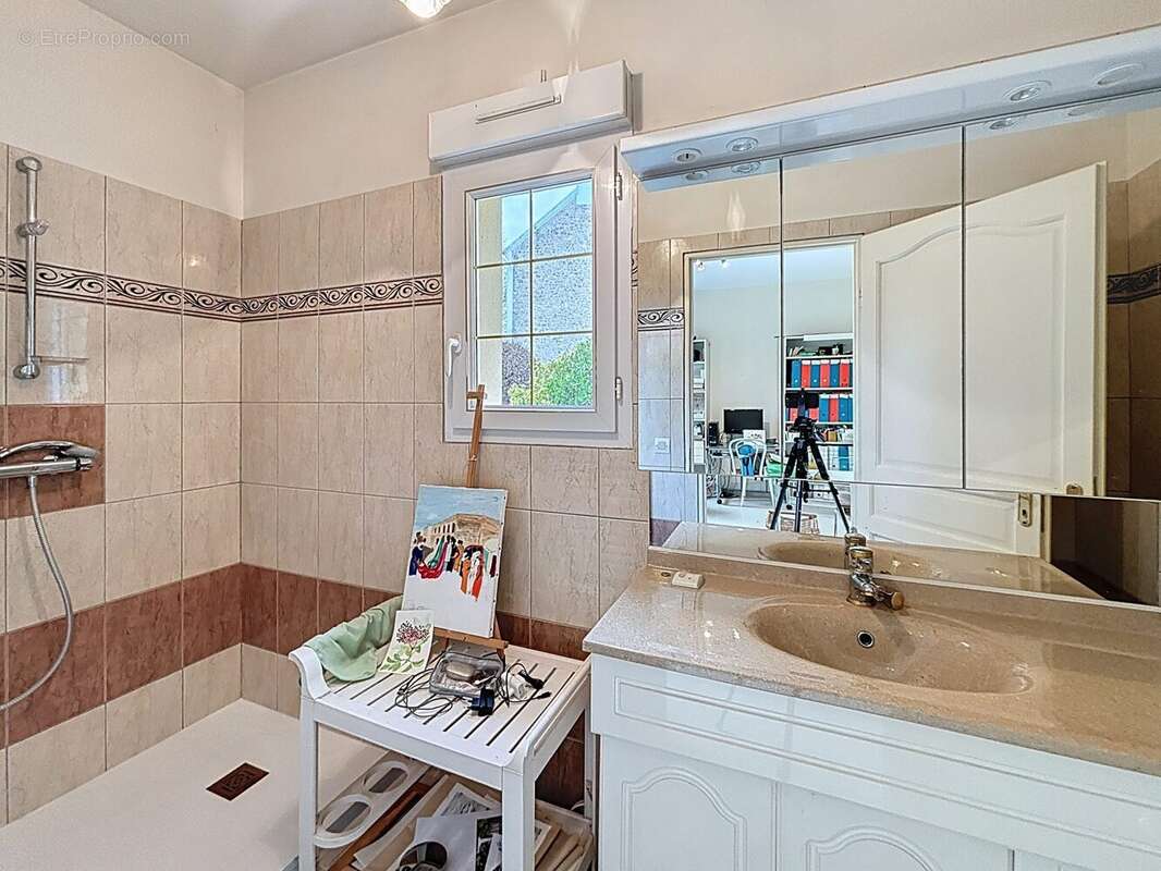 sde - Maison à CHATEAUFORT