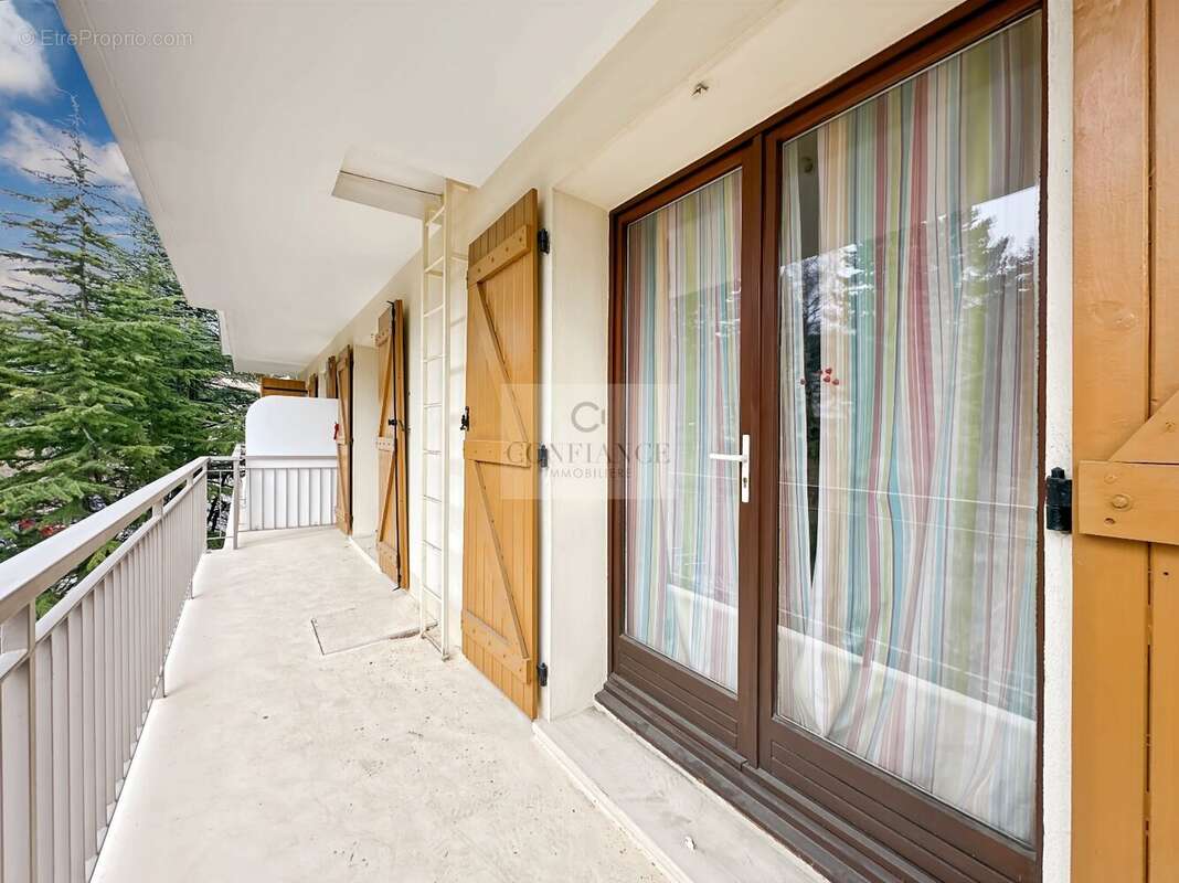 Appartement à SAINT-ETIENNE-DE-TINEE