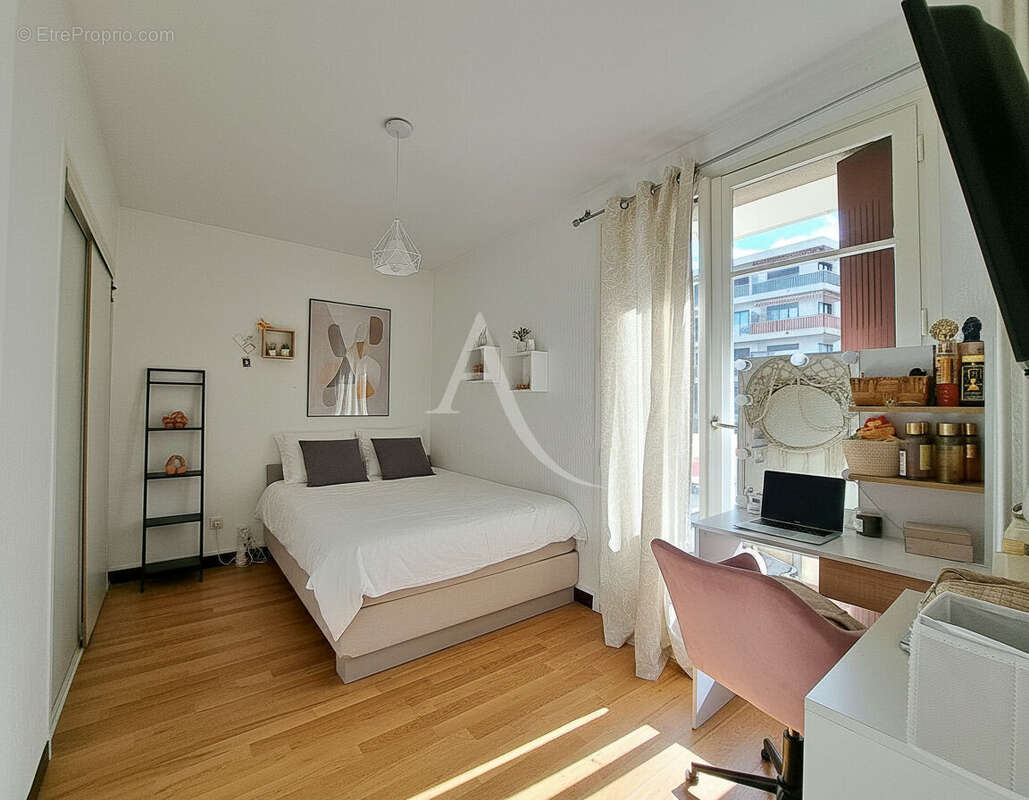 Appartement à CAGNES-SUR-MER