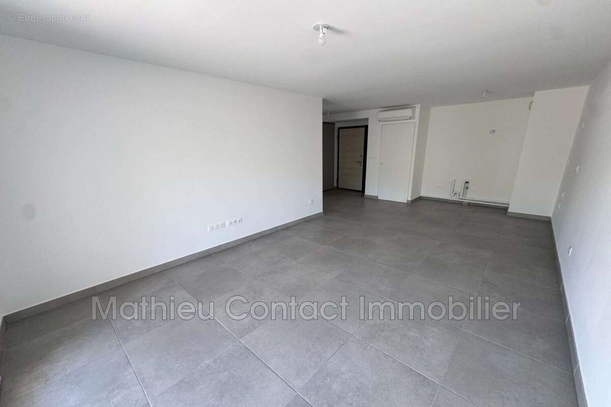 Appartement 65 m² à Nimes  - photo 5