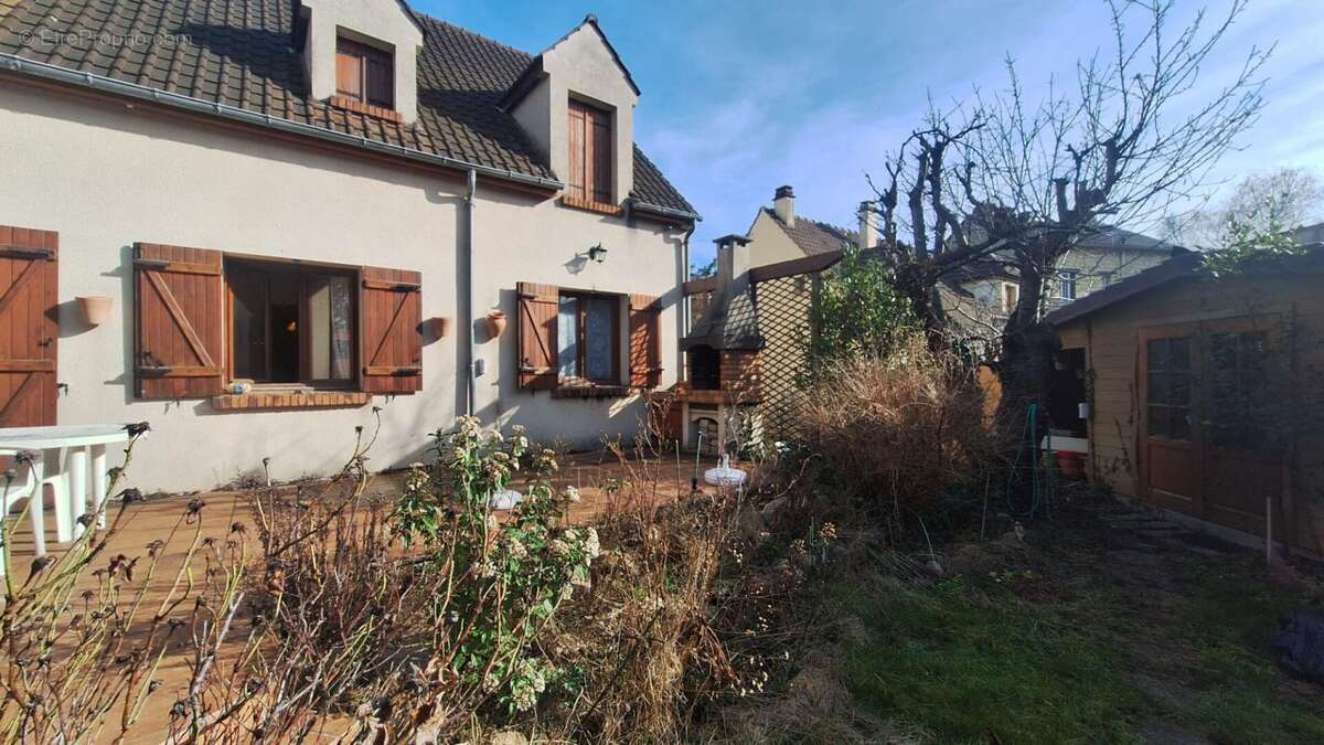 Maison à PONTOISE