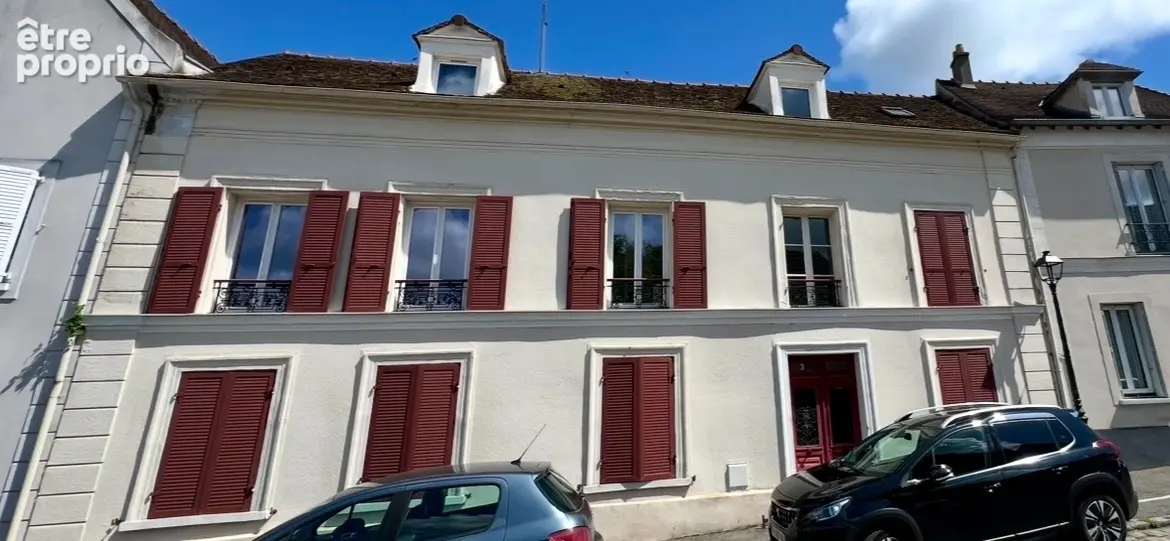 Appartement à MENNECY