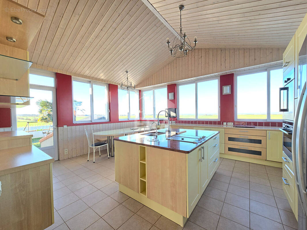 Maison à NIEUL-SUR-MER