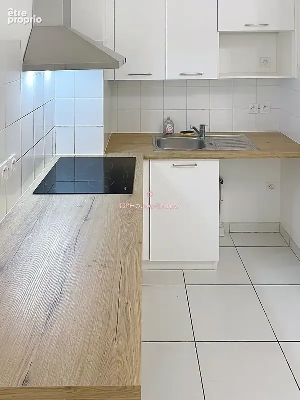 Appartement 45 m² à Marseille-5e  - photo 3