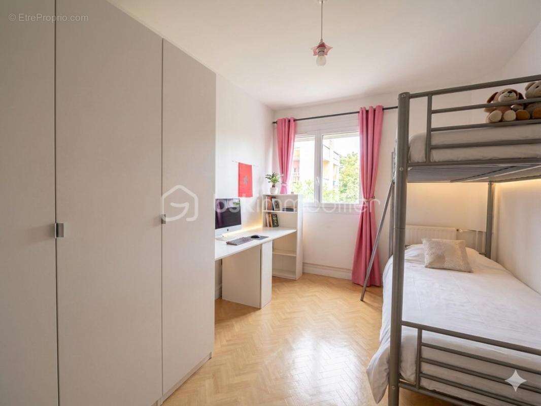 Appartement à EPINAY-SUR-SEINE