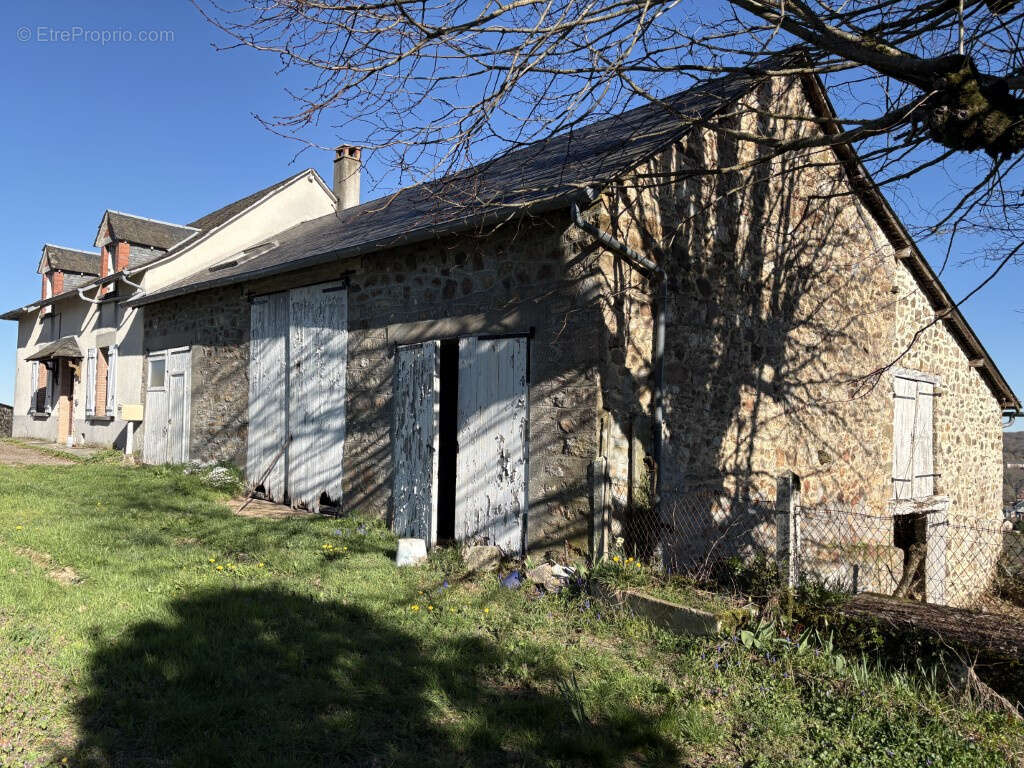 Maison à MASSERET