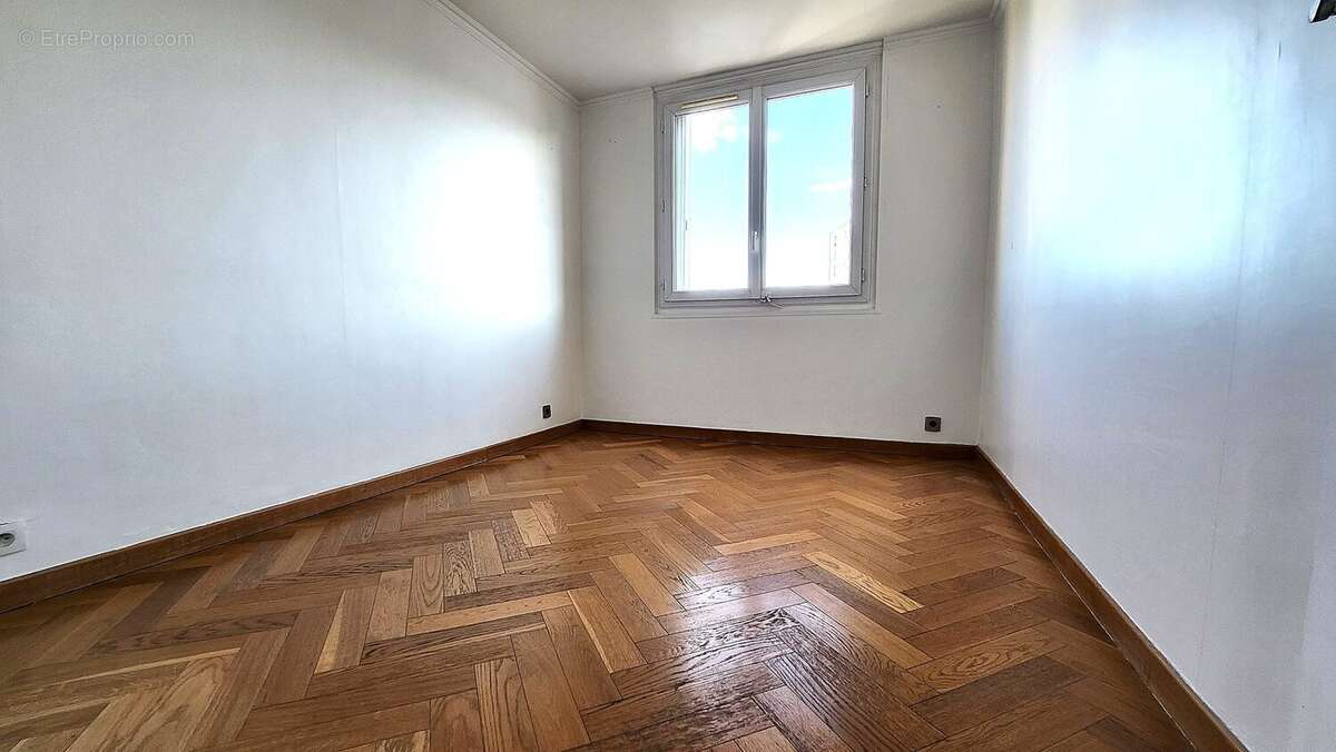 Appartement à MAISONS-ALFORT