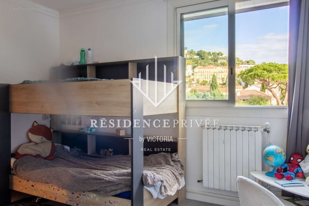 Appartement à HYERES