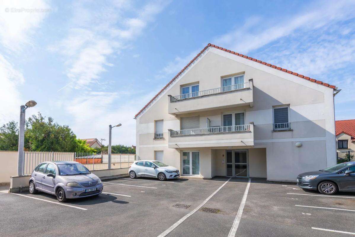 Appartement à PONTAULT-COMBAULT