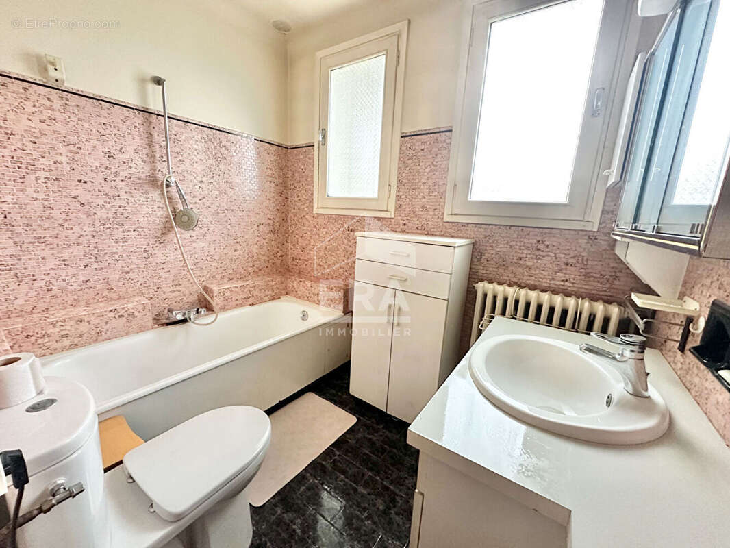 Maison à SARTROUVILLE