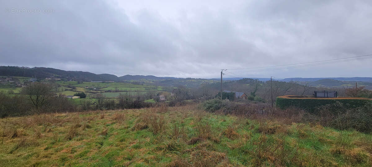 Terrain à PUY-D'ARNAC