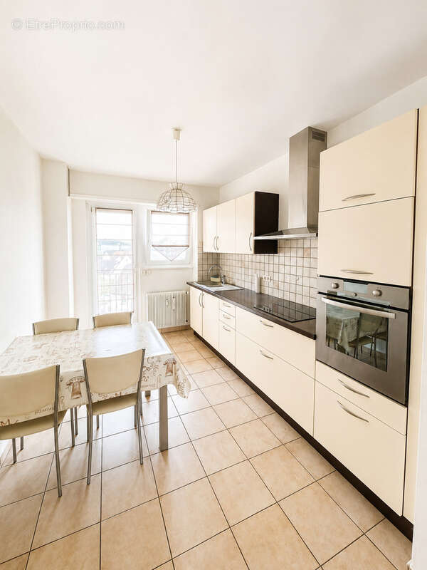 STRASBOURG Stockfeld - SOUS OFFRE - Appartement 3 pièces de 71m2 avec un balcon, une cave et un garage. - photo 5