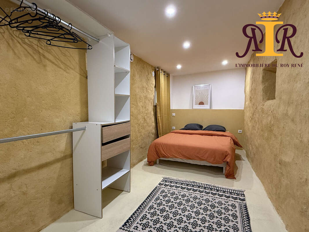 Appartement à LAMBESC