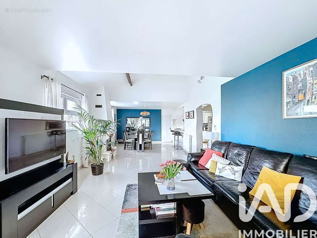 Photo 2 - Maison à MONTGERON