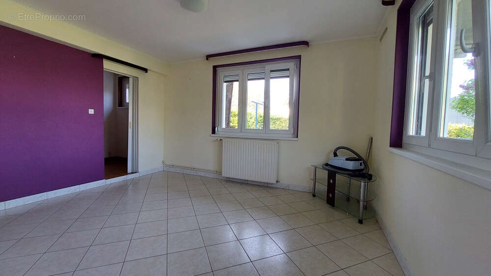 Maison à DAMPRICHARD