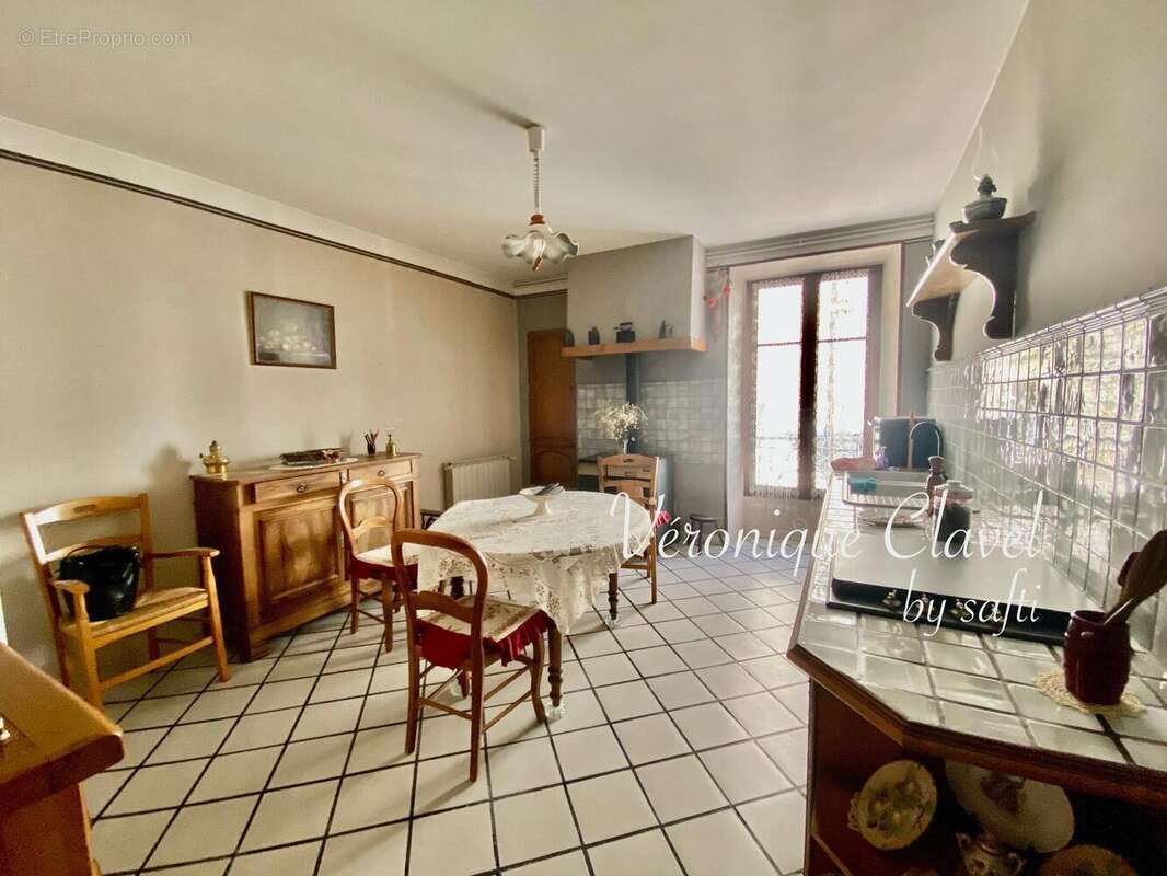 Photo 2 - Appartement à BESSEGES